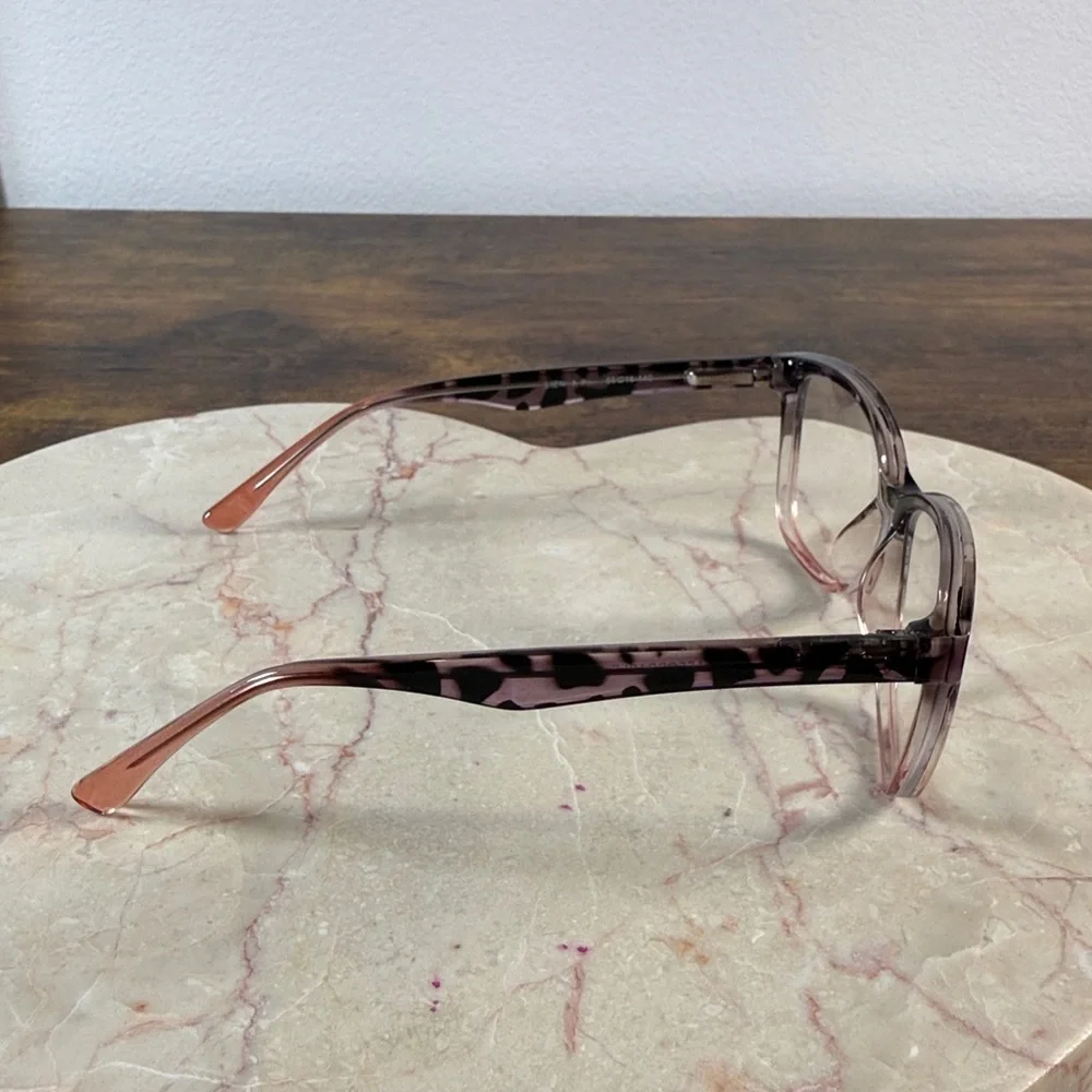 Stylish Tortoiseshell Prescription Eyeglasses